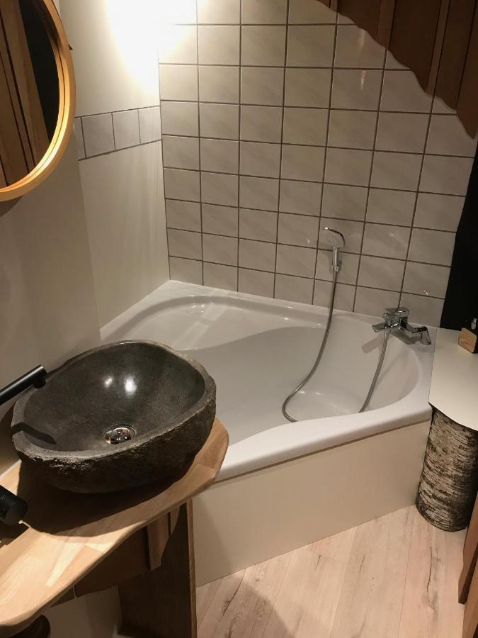 Bois & Repos Bed & Breakfast Малмеди Екстериор снимка